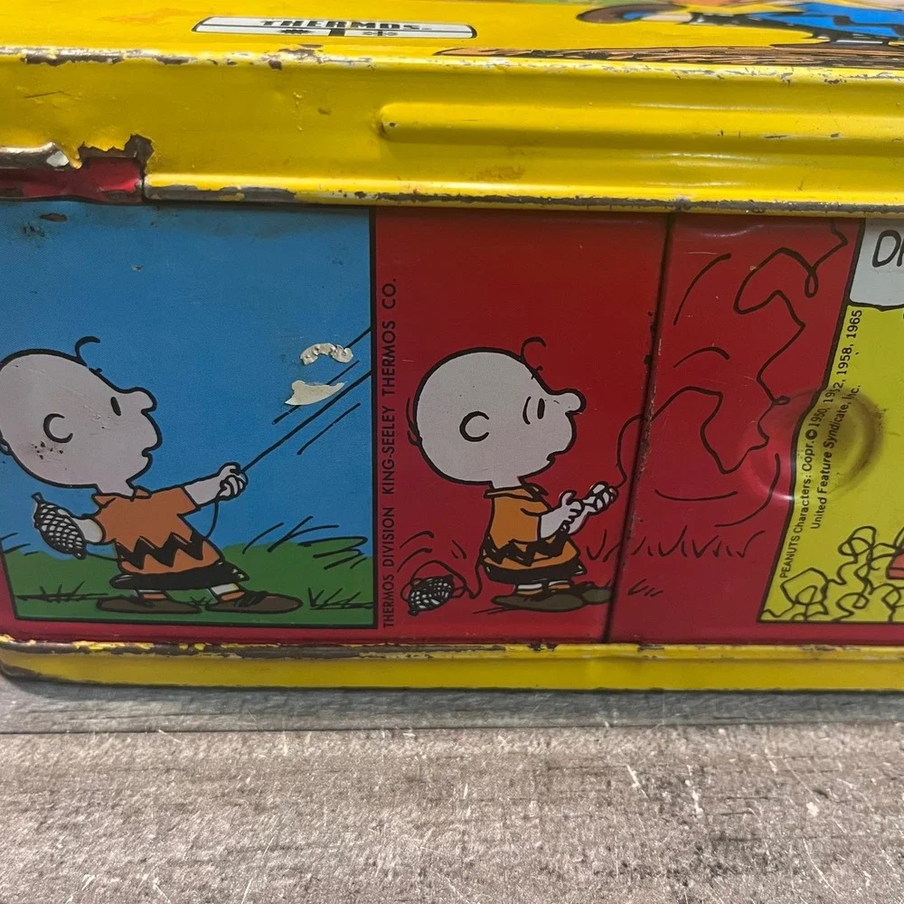 Vintage Peanuts Thermos Metal Lunch Box & Thermos Set Charlie Brown Snoopy 1970s